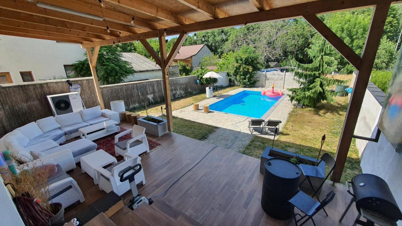 4 Room Flat With Garden And Pool Kittsee Eksteriør billede